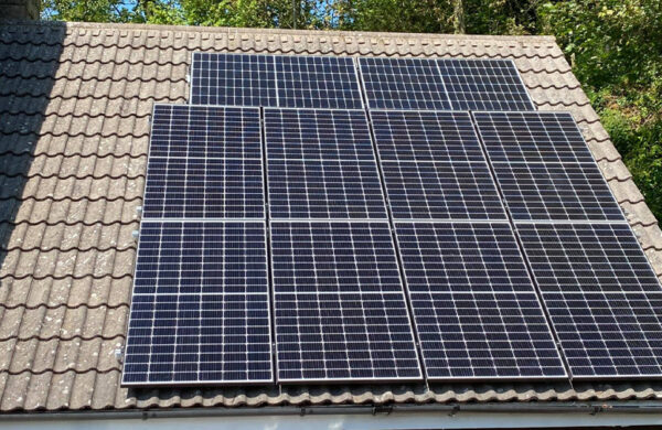 Zoom shot of roof solar panels shorewell isle of wight