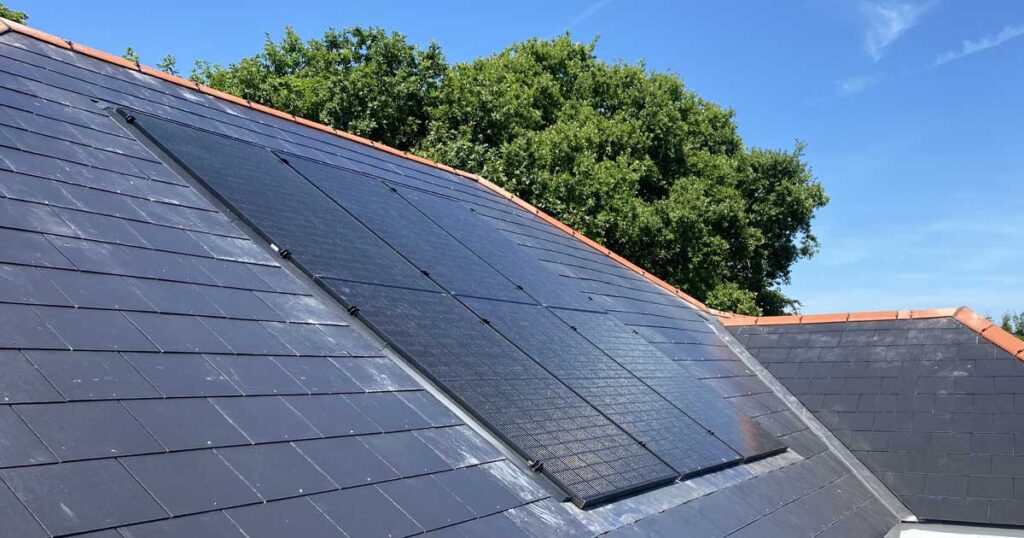 GSE in roof solar panels fitted by island renewables isle of wight